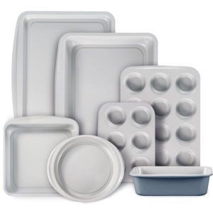 Carote 7-Piece Nonstick Stackable Bakeware Set